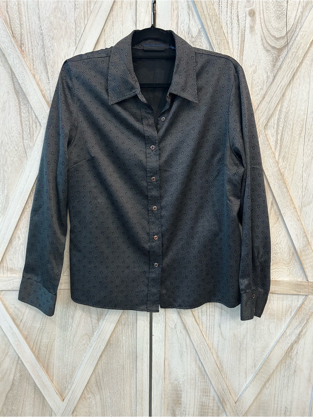 Karen Scott Black Button-Up Long Sleeve Shirt with Subtle Print